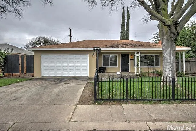 1117 Del Vale Ave photo 1
