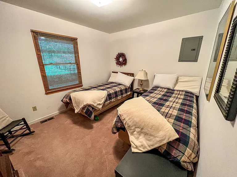 111 Laurel Oak Ct — Photo 18