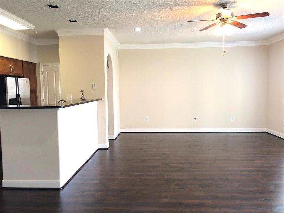 1st image of 2299 Lone Star Dr APT 420