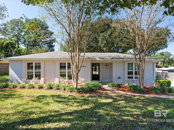 202 Denise Ln, Spanish Fort, AL 36527