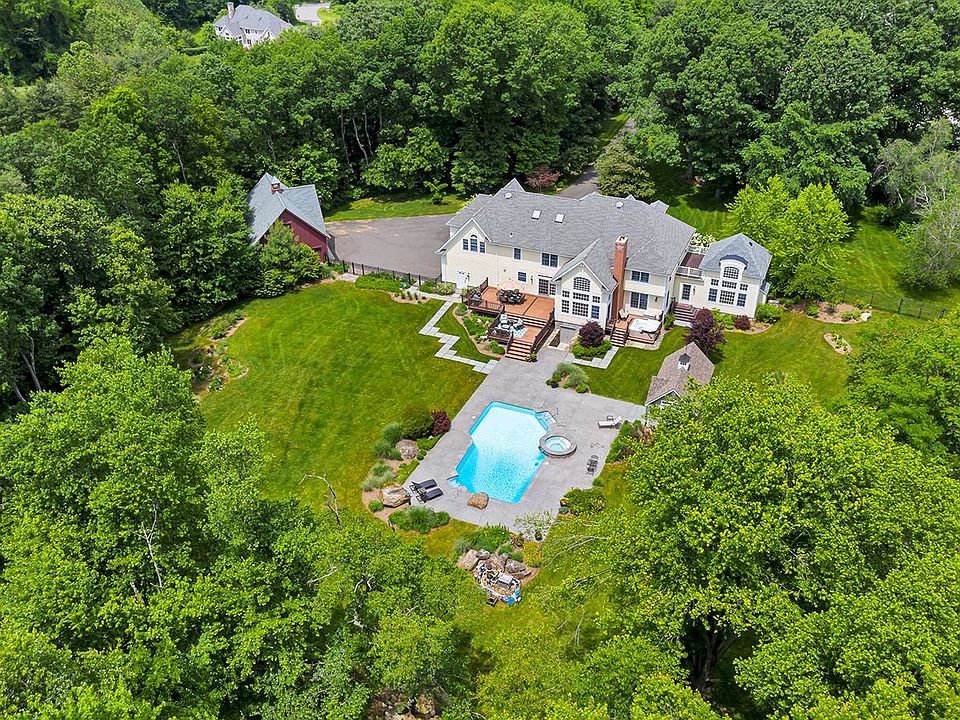 1st image of 14 Tillman Ln