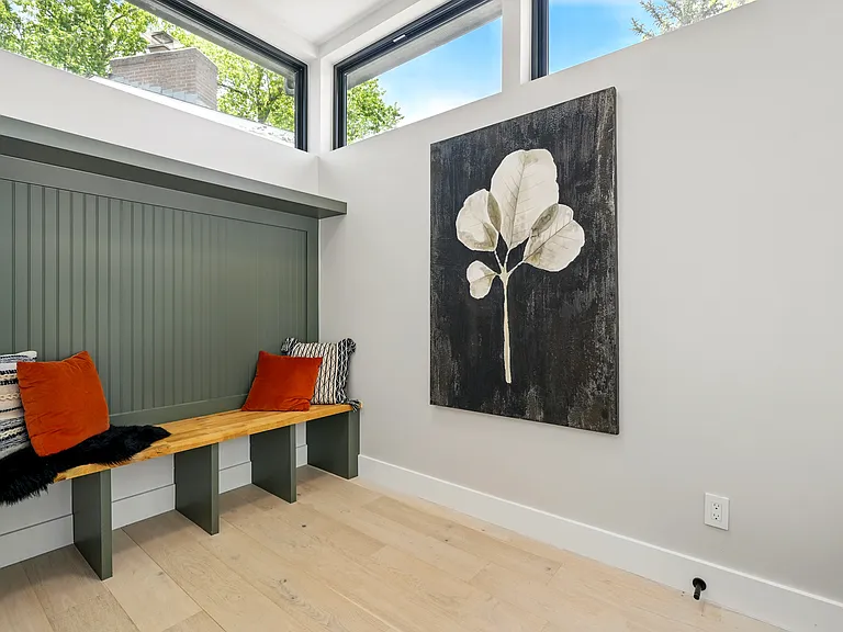 2860 Table Mesa Dr — Photo 5
