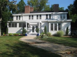 945 Waverly Rd, Chesterton, IN 46304