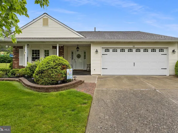 21 Willowwood Ct, Columbus, NJ 08022