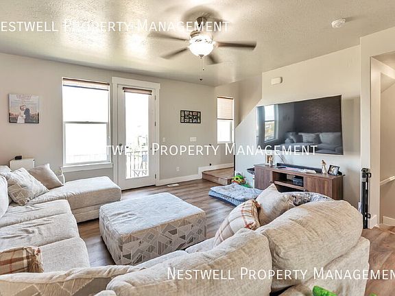 4th image of 2558 E High Ridge Rd