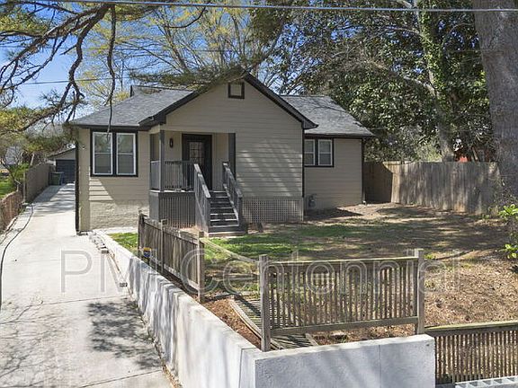 4th image of 562 Gary Rd NW