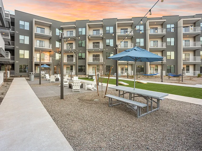 Alta Rise — Photo 28