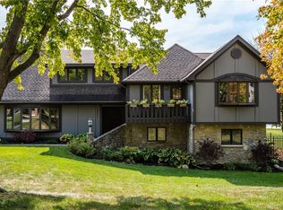 2831 Rhett Dr, Dayton, OH 45434