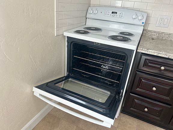 2nd image of 1461 Kerley Dr APT 12