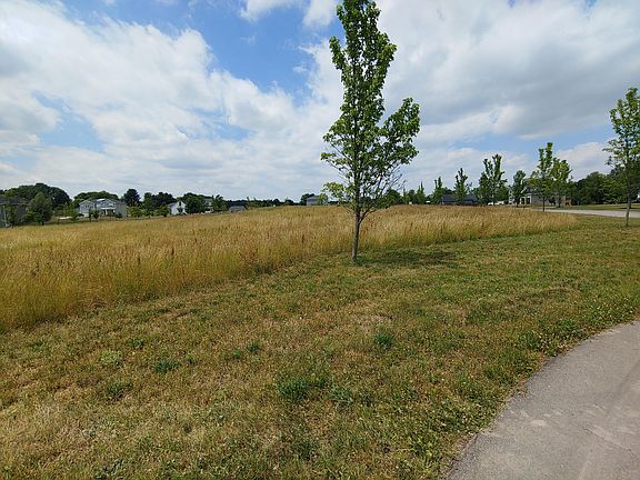 3rd image of 6844 Golden View Dr SE #6
