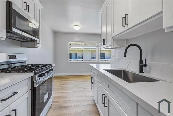 1511 Corinth Ave #7 — Photo 12