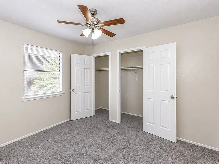 1224 Westway Cir — Photo 8