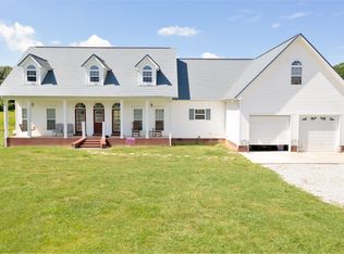 602 Spur Rd, Decherd, TN 37324