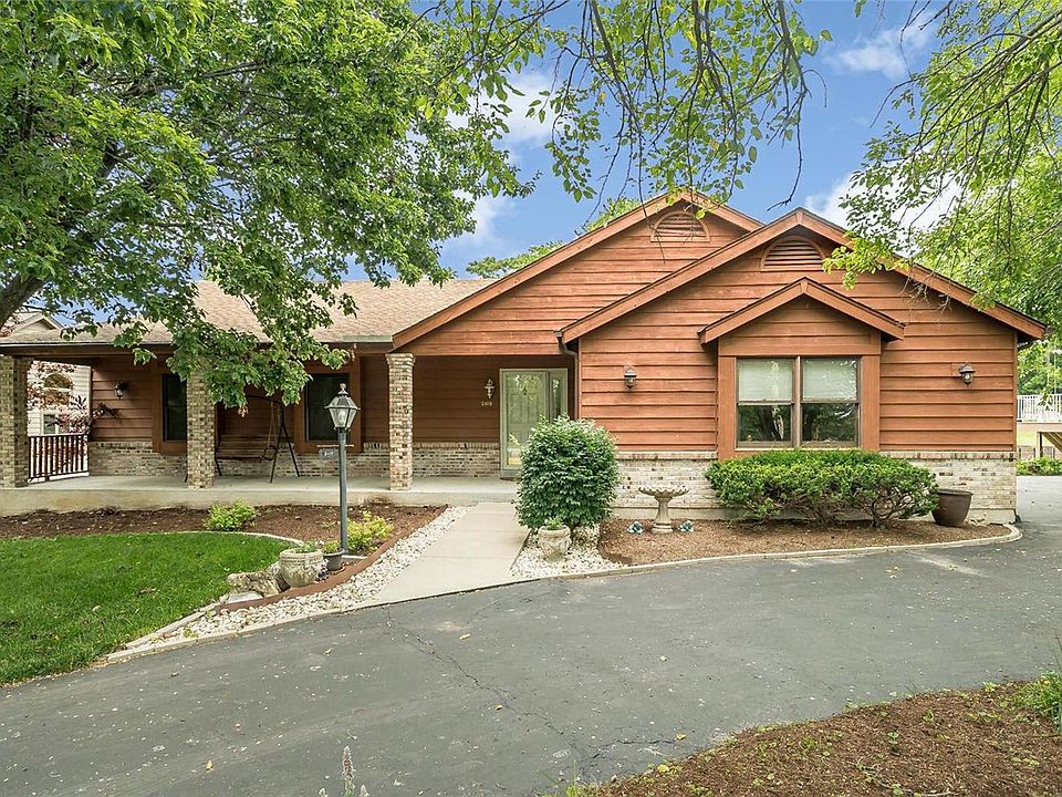 1st image of 2418 Driftwood Ln