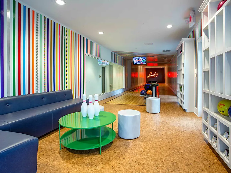 Grandeville at RiverPlace — Photo 7