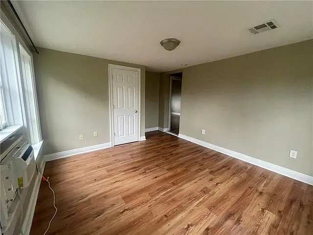 5547 Rosemary Pl — Photo 9