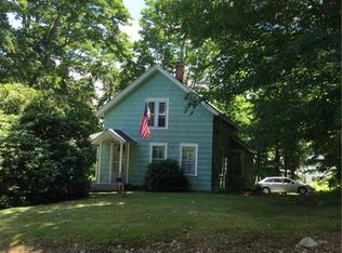 36 Gay Hill Rd, Uncasville, CT 06382