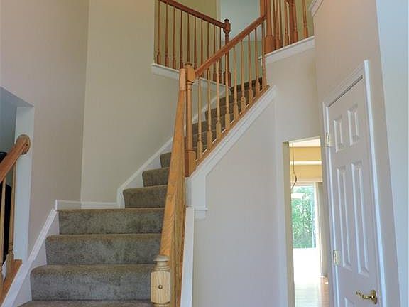 4th image of 119 Chesapeake Lndg
