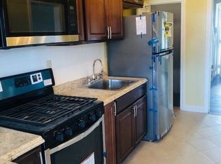 5408 Clover Rd, Baltimore, MD 21215