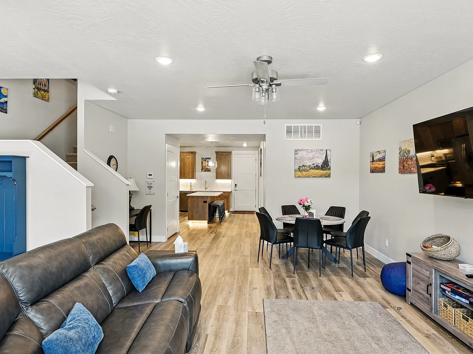 Furnished 3-Bedroom, 2.5-Bath Townhome in Cedar City Near SUU & Walmart Monthly Rentals Available... — Photo 4