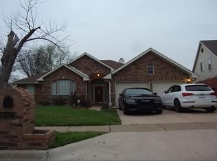 8327 High Brush Dr, Dallas, TX 75249