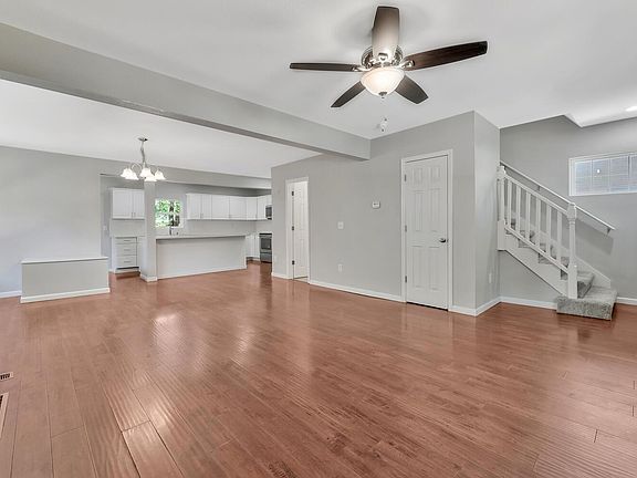 5th image of 521 W 4th Ave