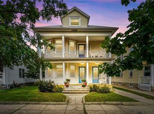 571 Pleasant Valley Pkwy, Providence, RI 02908