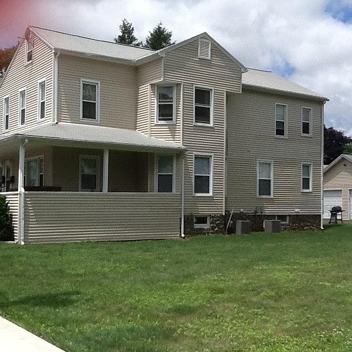 2 family house for rent