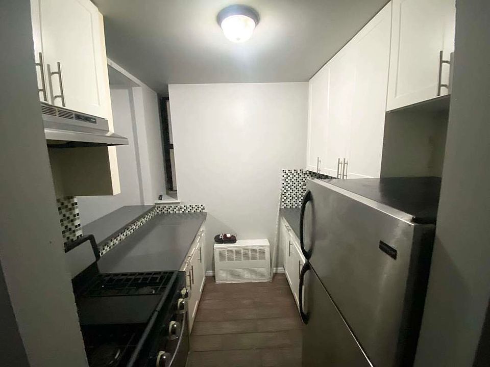 1st image of 290 W 147th St #C