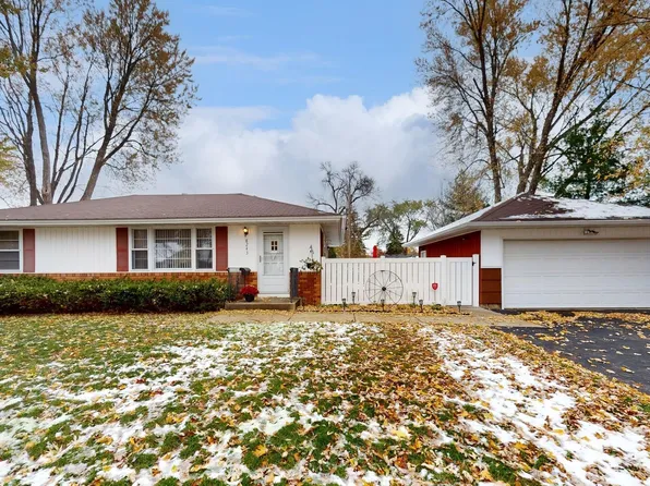 8243 Upton Ave S, Bloomington, MN 55431
