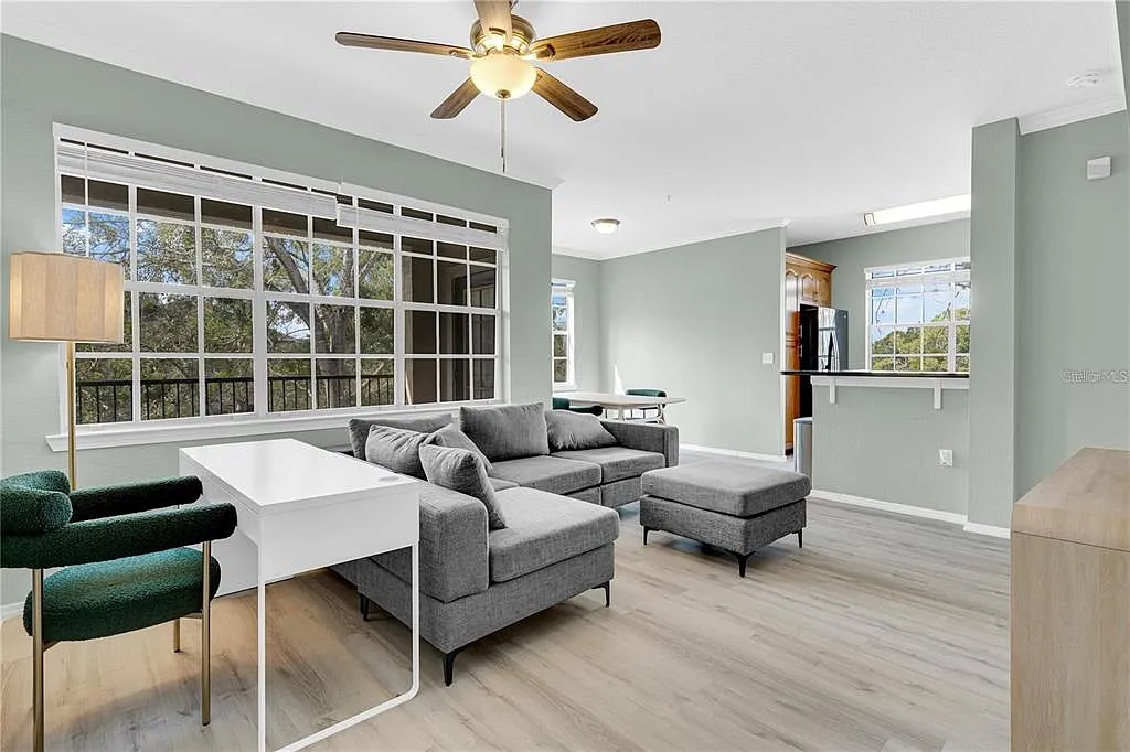 2 bed, 2.0 bath, 1150 sqft, $1,850 — Photo 3