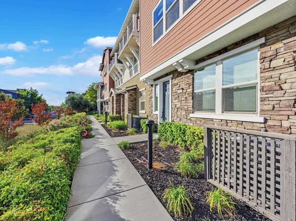 3053 Threecastles Way, Dublin, CA 94568