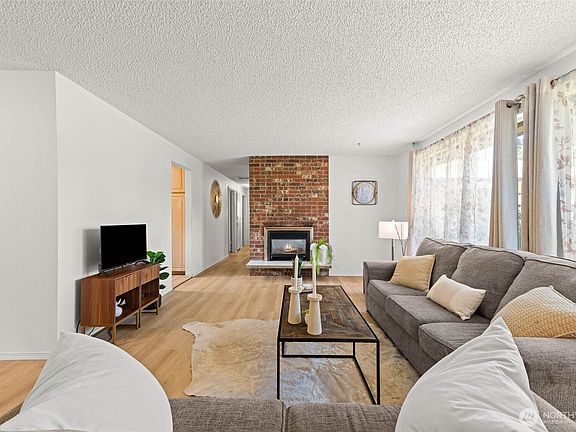 5th image of 5708 78th Street E