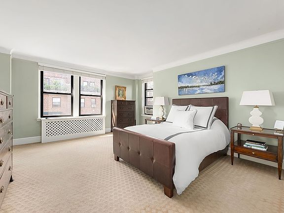 4th image of 225 E 73rd St #12-A