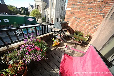 Rented by Metropolitan Realty