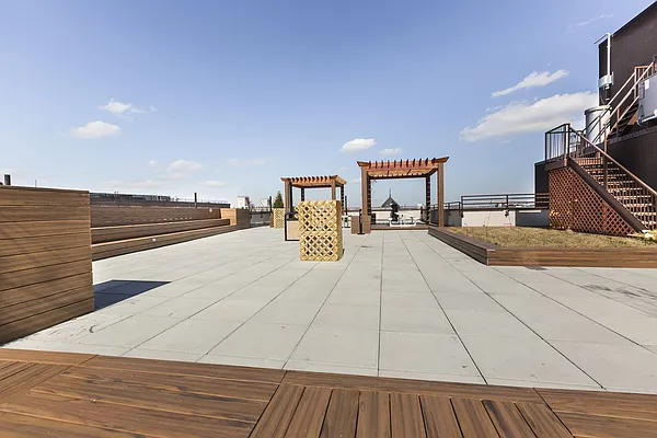 Rented by City View Living | media 33