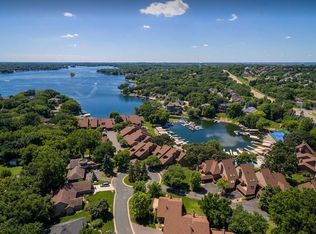 6585 Harbor Bch NE, Prior Lake, MN 55372