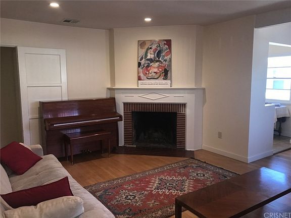 5th image of 15358 Wyandotte St