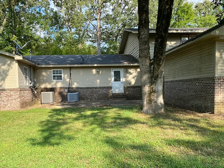 354 County Road 1349 — Photo 29