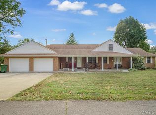 106 Allan St, Chester, IL 62233