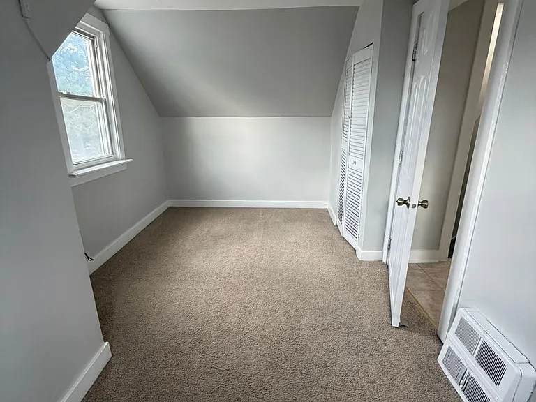 2209 Douglas Ave — Photo 26
