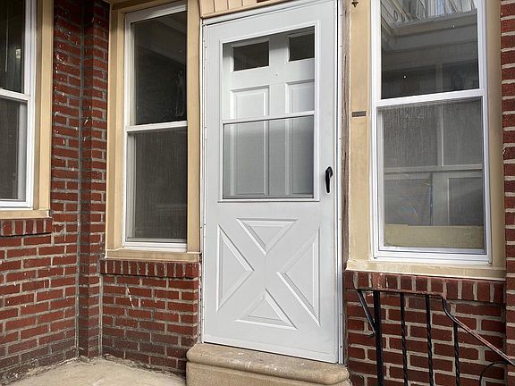 3rd image of 755 Herkness St