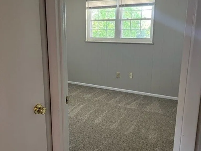 1463 Cora Ln — Photo 18