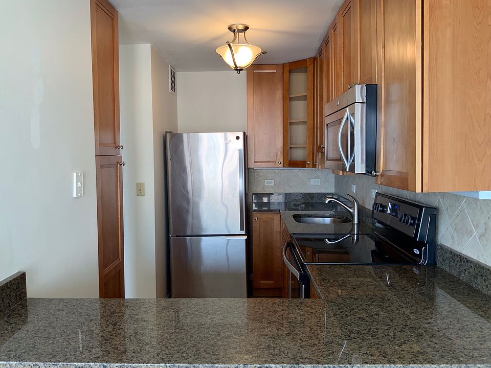 1st image of 5455 N Sheridan Rd APT 1805