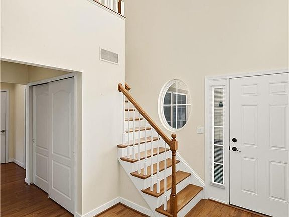 5th image of 2493 Thistle Rd