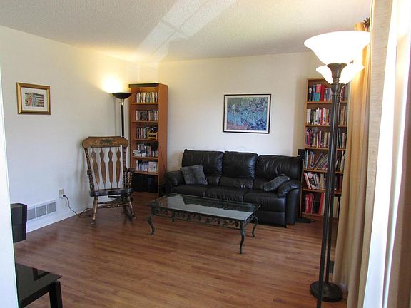 3rd image of 2897 Cutler Dr