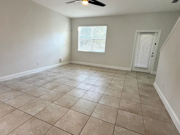 12784 Garridan Ave — Photo 8