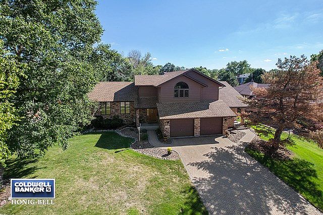 1st image of 13235 W Hiawatha Dr