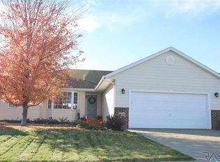 7101 W 52nd St, Sioux Falls, SD 57106