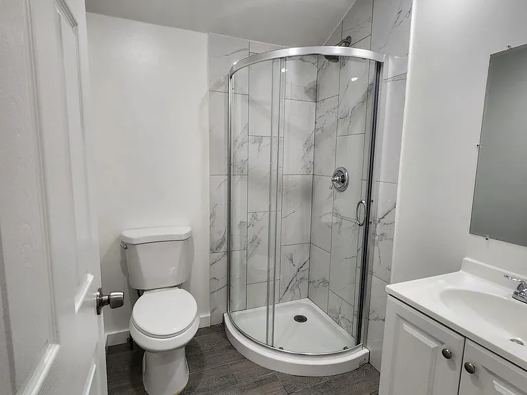 333 W Clinton St #1 — Photo 7